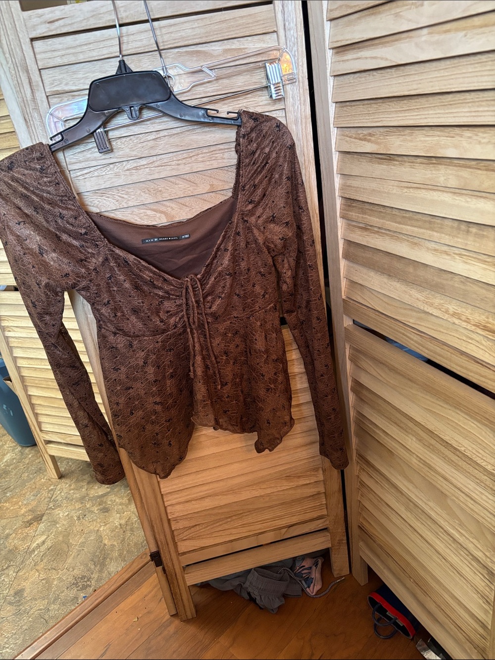 Heart Hips Chocolate Brown Ruched Tie-Front Long Sleeve Top Medium